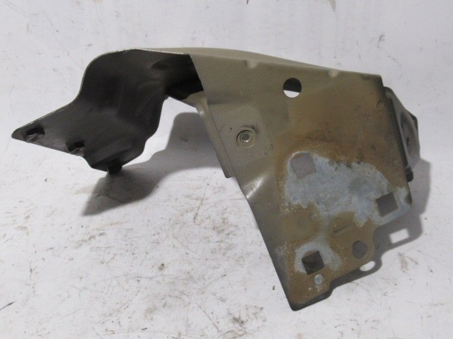 139275 Lancia Delta bal első sárvédő tartó  51808584