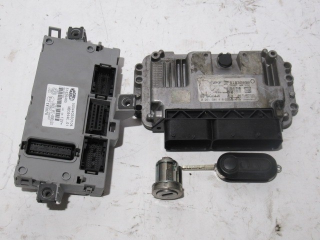 139204 Lancia Delta 1,4 16v t-Jet motorvezérlő szett 51832098 , 0261S04410