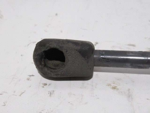 Alfa Romeo 159, Brera, Spider motorháztető teleszkóp 60688574