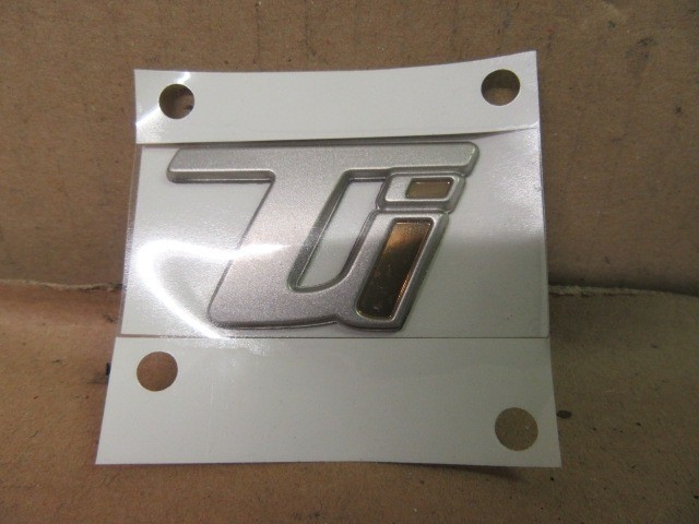 Alfa Romeo Giulia, Stelvio gyári új Ti felirat  50565748