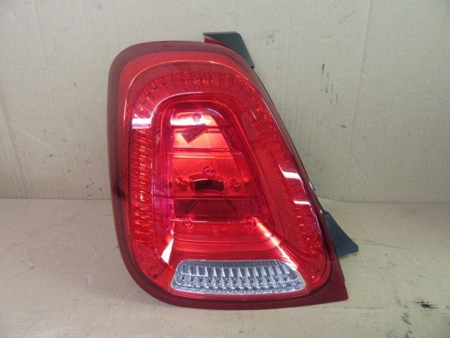 Fiat 500 2015- bal hátsó lámpa gyárbeszállítós új (MagnetiMarelli) kabrio kivitel