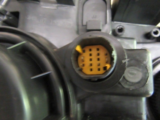 Fiat Linea utángyártott új, bal első  fényszóró (Ayfar) 51826739