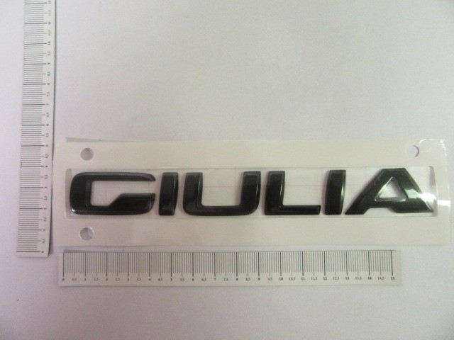 Alfa Romeo Giulia gyári új hátsó fekete felirat 