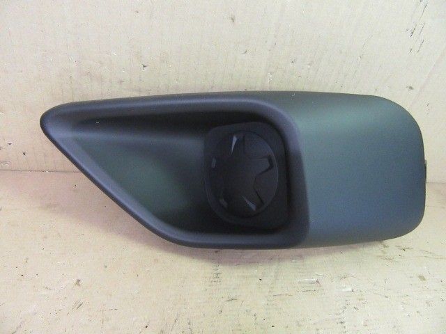 Fiat Doblo 2015- utángyártott új bal oldali ködlámpa nélküli rács