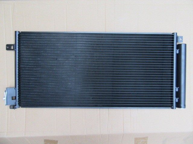 Fiat Grande Punto utángyártott új Diesel klímahűtő 