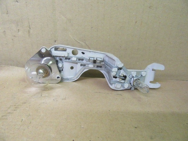 Alfa Romeo Giulietta bal hátsó belső lámpa, izzó foglalat