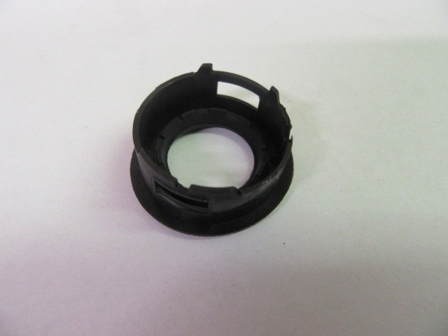 Fiat Doblo 2015- gyári új hátsó tolatószenzor keret 735661627