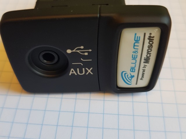 Fiat 500 gyári új Aux, Usb csatlakozó