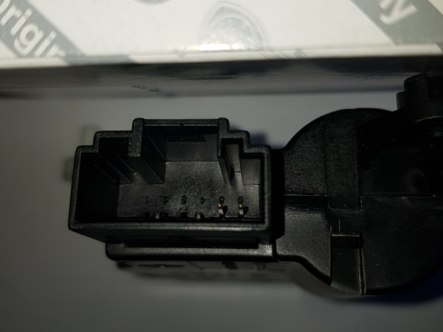 Fiat Bravo 2007-2014 gyári új külső levegő terelőlapát állító motor 77367179