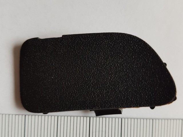 Alfa Romeo Giulietta gyári új, bal első belső kilincs csavar takaró kupak 156101056