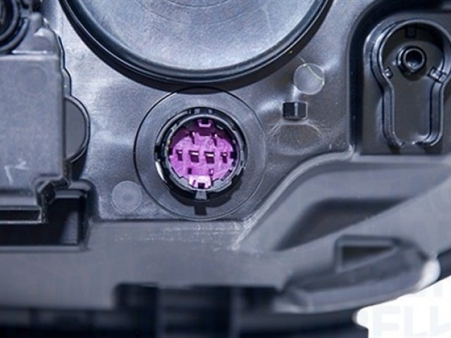 Fiat Tipo 2015-  jobb első fényszóró gyári-beszállítós új  Magnetti Marelli