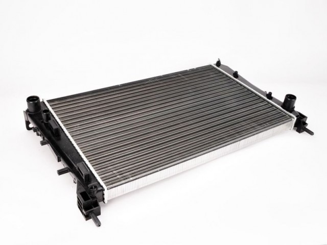 Fiat Linea 1,3 16v Diesel utángyártott új vízhűtő