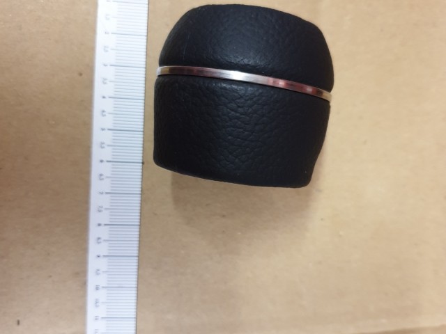 Alfa Romeo 159, Brera, Spider gyári új fekete bőr váltógomb 55348850