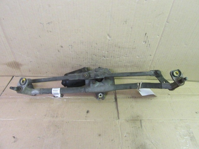 Volkswagen New Beetle ablaktörlő motor mechanikával