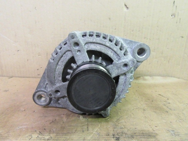 Alfa Romeo Giulia 2,2 Diesel generátor 51929089