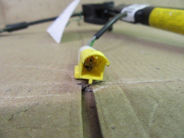 Fiat 500 jobb első övfeszítő  735452810