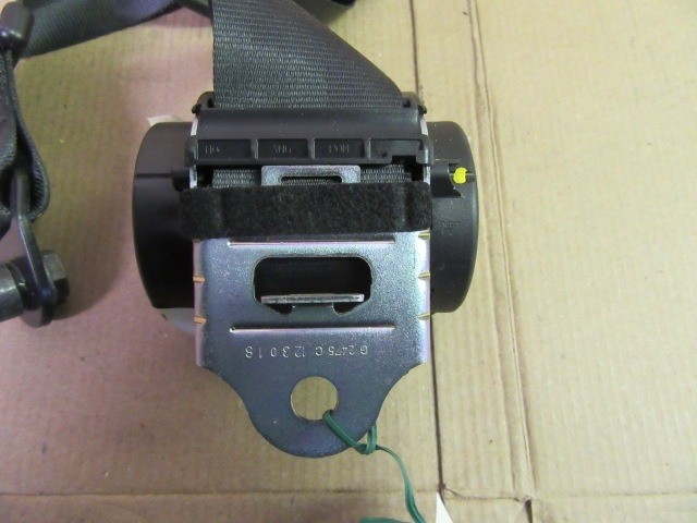 Fiat Panda III. 2012- hátsó biztonsági öv 735561637