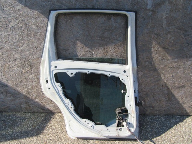 138904 Fiat Croma 2005-2010 fehér színű bal hátsó ajtó