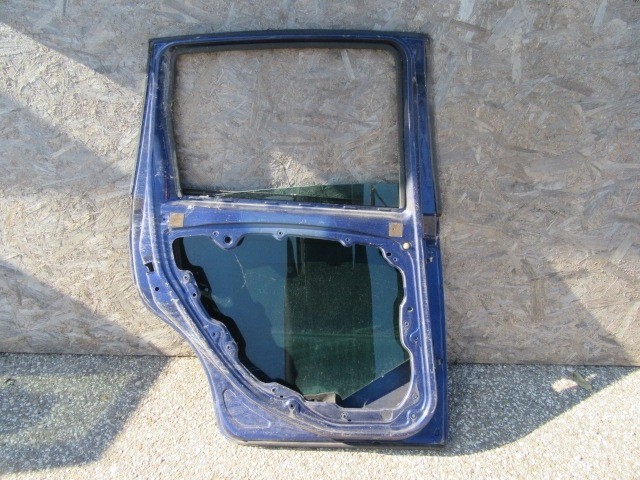 138905 Fiat Croma 2005-2010 bal hátsó kék színű ajtó