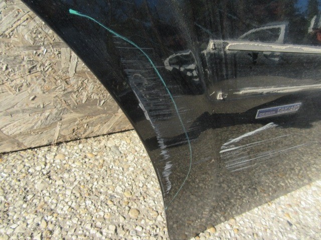 138900 Fiat Croma 2005-2010 fekete színű, jobb hátsó ajtó a képen látható sérüléssel