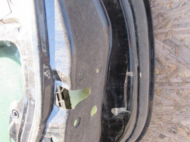 138900 Fiat Croma 2005-2010 fekete színű, jobb hátsó ajtó a képen látható sérüléssel