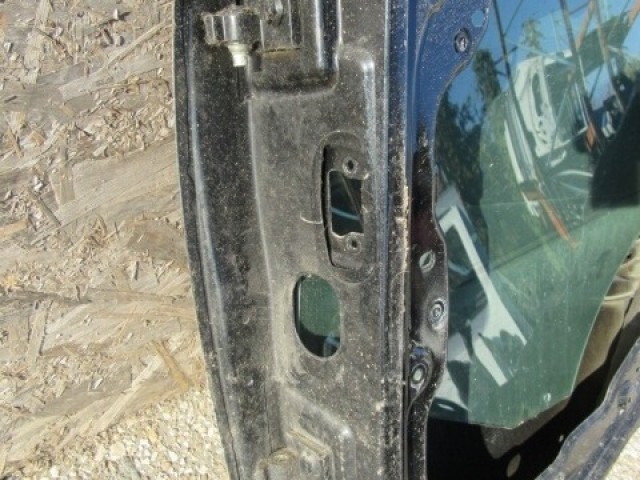 138900 Fiat Croma 2005-2010 fekete színű, jobb hátsó ajtó a képen látható sérüléssel