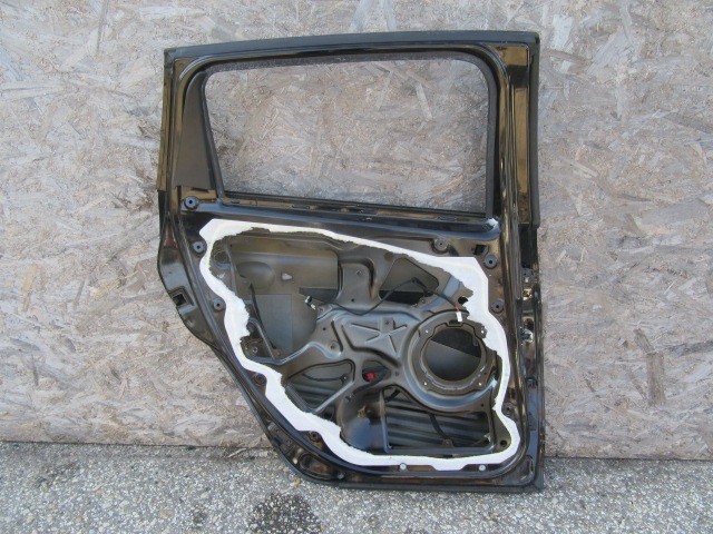 147062 Lancia Delta 2008-2014 fekete színű bal hátsó ajtó