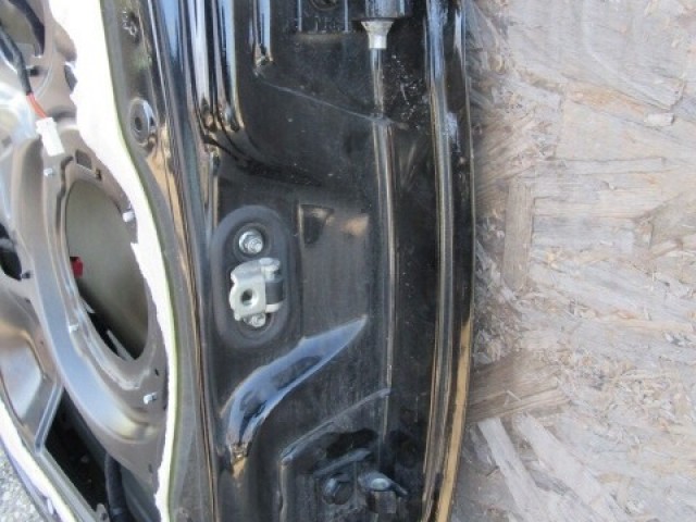 147062 Lancia Delta 2008-2014 fekete színű bal hátsó ajtó