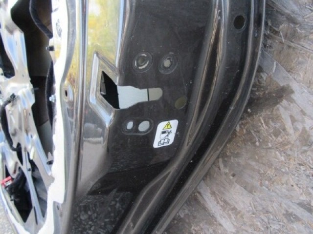 147075 Lancia Delta 2008-2014 jobb hátsó szürke színű ajtó
