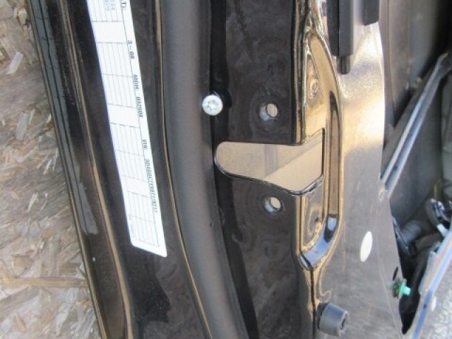 147058 Dodge Journey bal első fekete színű ajtó