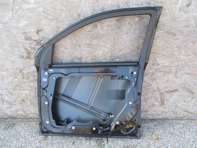 147059 Dodge Journey jobb első fekete színű ajtó
