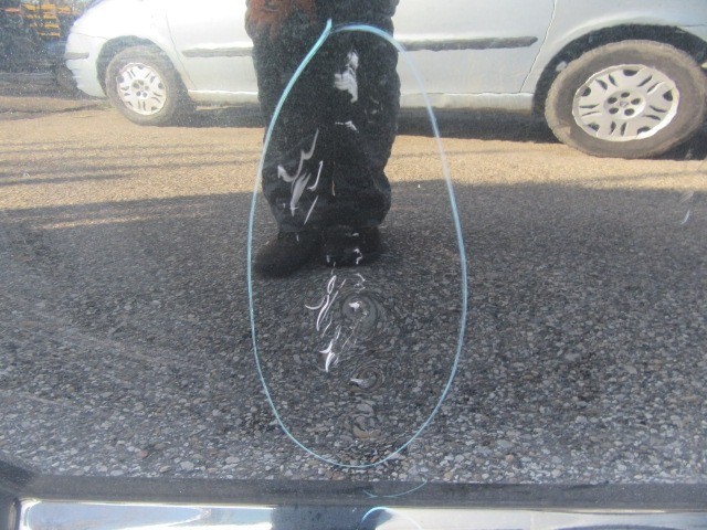 147060 Dodge Journey jobb hátsó fekete színű ajtó, a képen látható sérüléssel