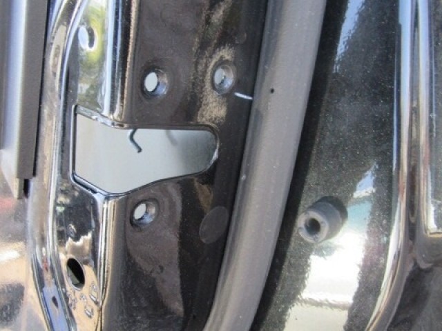 147060 Dodge Journey jobb hátsó fekete színű ajtó, a képen látható sérüléssel