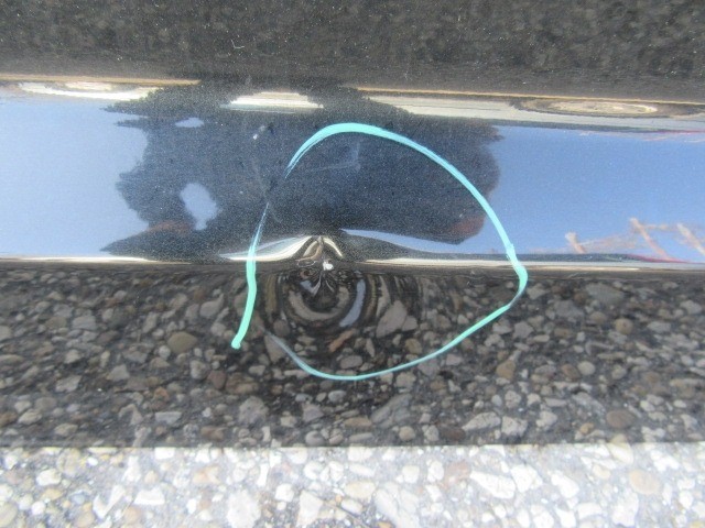 147060 Dodge Journey jobb hátsó fekete színű ajtó, a képen látható sérüléssel