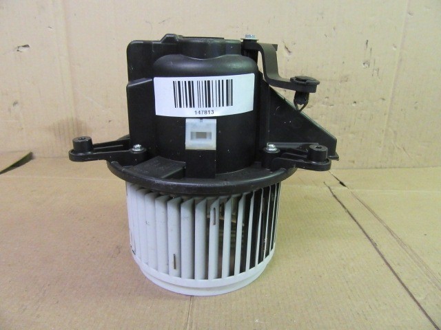 Alfa Romeo Stelvio fűtőmotor 77368011