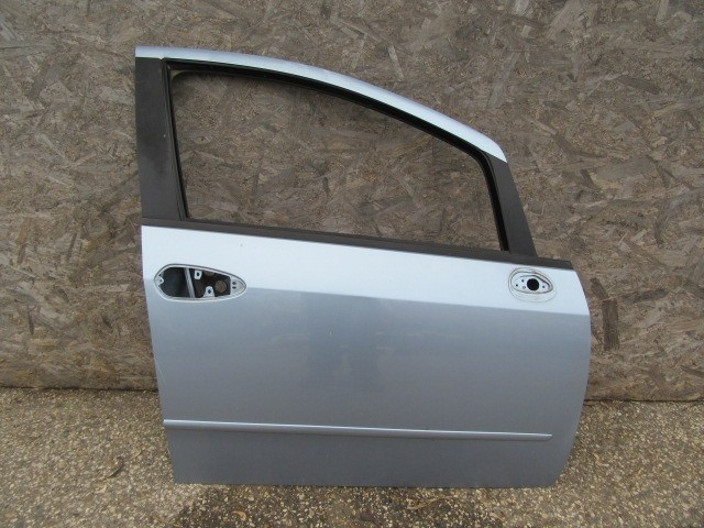 147876 Fiat Linea jobb első ajtó