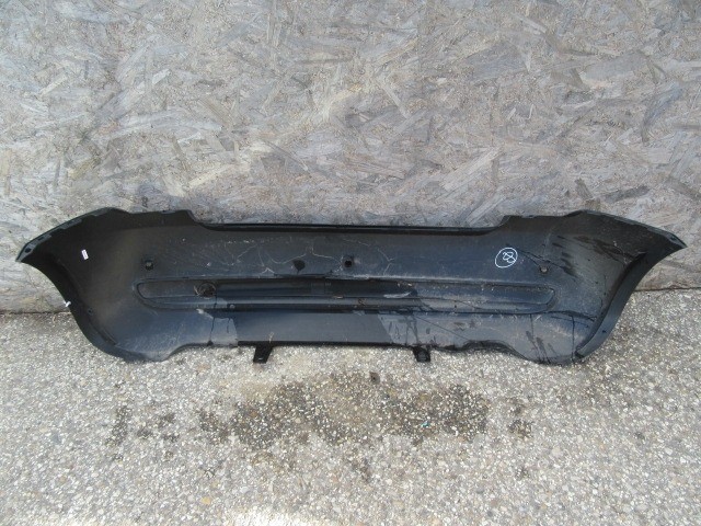 147860 Fiat 500 2007-2015 Pop hátsó lökhárító 3 parkszenzor helyes