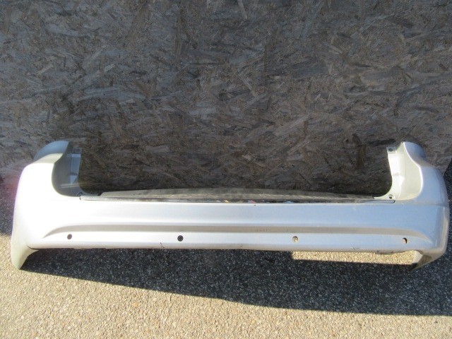 147944 Lancia Voyager 2011-2015 hátsó lökhárító