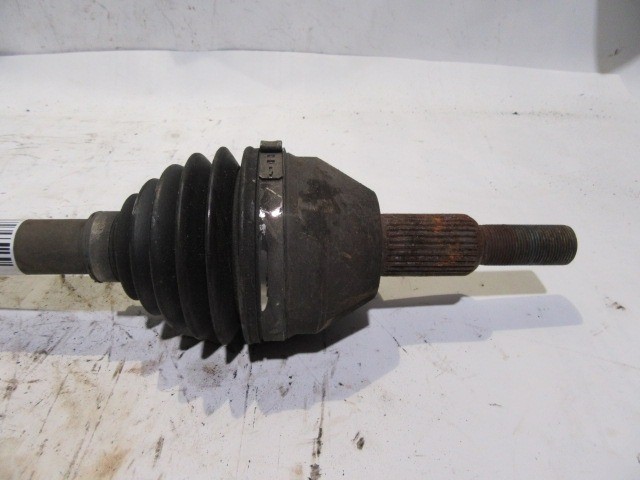 Lancia Voyager 2,8 Diesel bal oldali féltengely