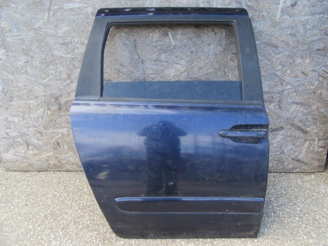 150039 Kia Carnival jobb oldali tolóajtó