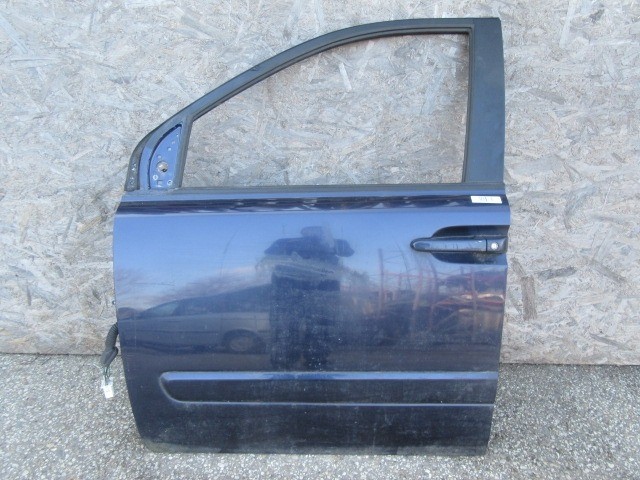 150087 Kia Carnival bal első ajtó