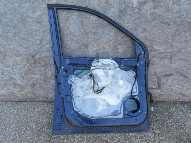 150087 Kia Carnival bal első ajtó