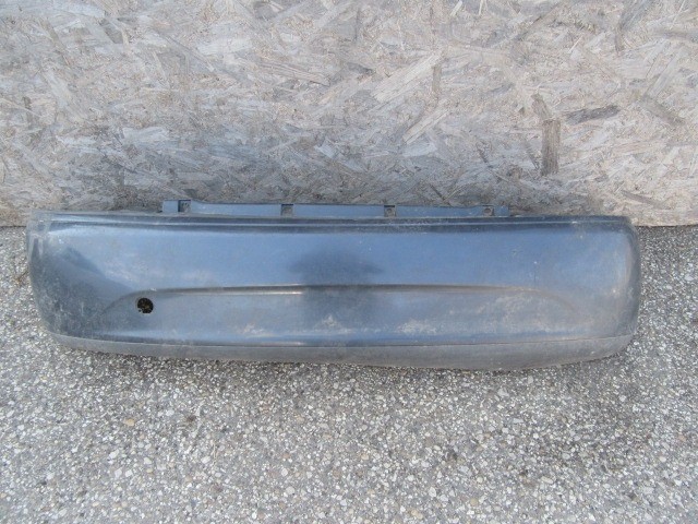 150079 Lancia Ypsilon 1995-2003 hátsó lökhárító a képen látható sérüléssel