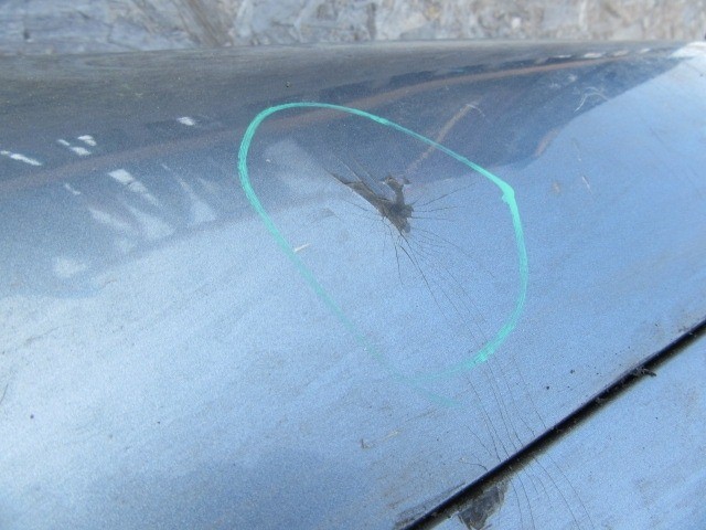 150050 Lancia Thesis parkszenzor helyes hátsó lökhárító a képen látható sérüléssel