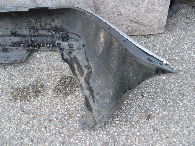 150050 Lancia Thesis parkszenzor helyes hátsó lökhárító a képen látható sérüléssel