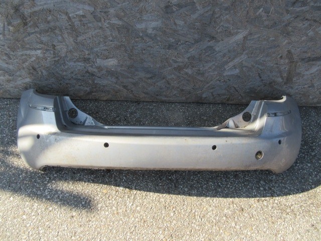 150072 Lancia Musa 2007-2012 parkszenzor helyes hátsó lökhárító a képen látható sérüléssel