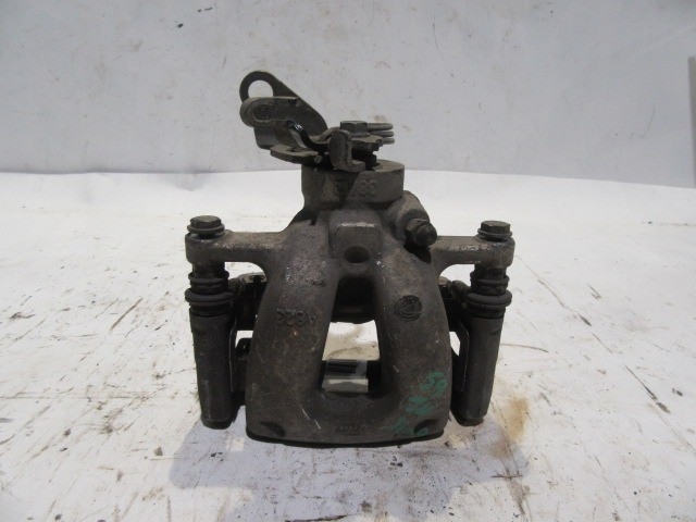 Alfa Romeo Brera jobb hátsó nem hűtött tárcsás féknyereg