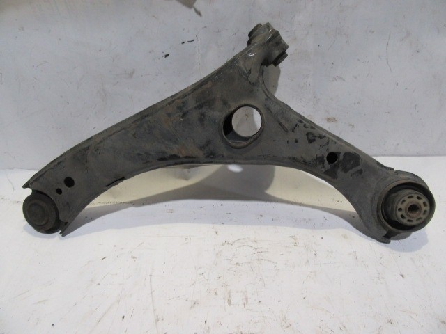 Lancia Voyager jobb első alsó lengőkar