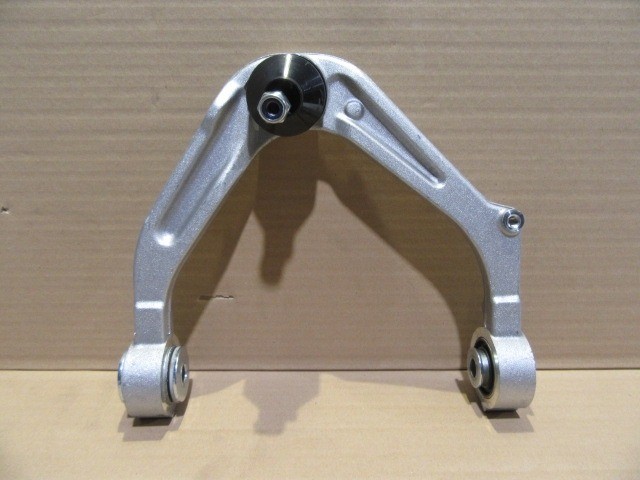 Alfa Romeo 159, Brera, Spider 2008- utángyártott új bal első felső lengőkar