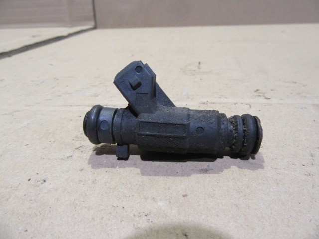 Alfa Romeo MiTo 1,4 16v benzin injektor 0280156268